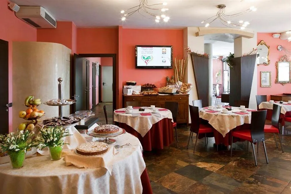 Hotel Holiday La Marca Villorba 4*,